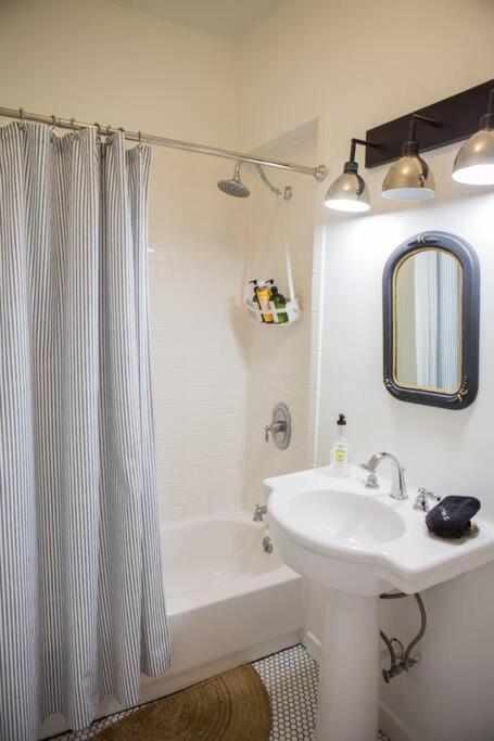Object Hotel 1Br Room 3A Бисби Экстерьер фото